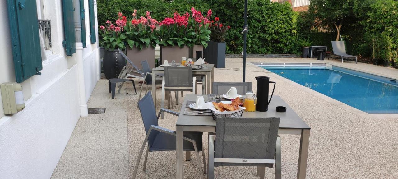 Les Jardins De La Fontaine Bed and Breakfast Alès Εξωτερικό φωτογραφία